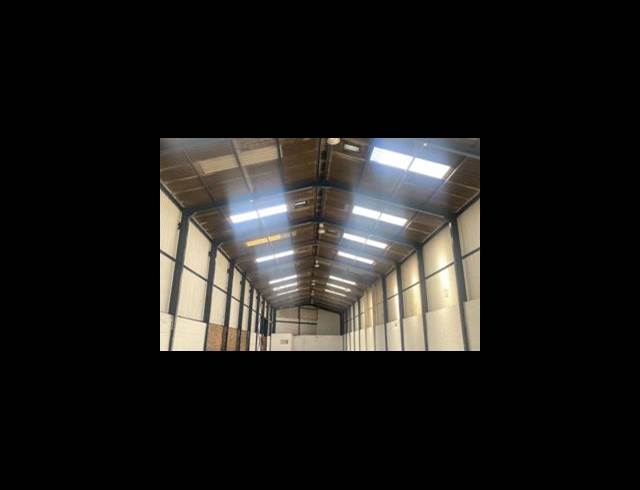 2,770M² WAREHOUSE TO LET IN EPPING INDUSTRIAL