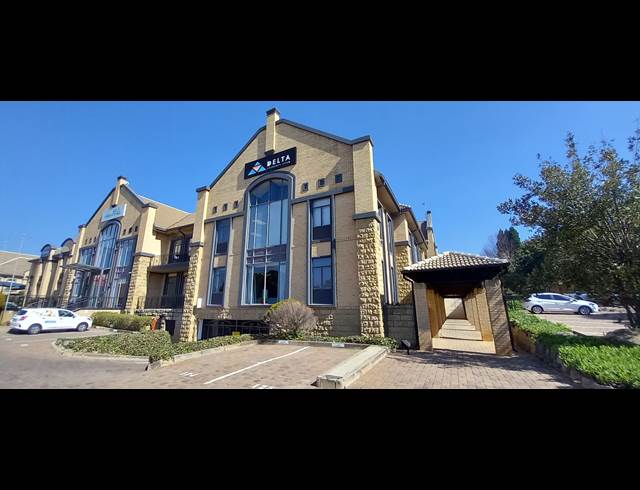 752M² OFFICE TO LET IN BRYANSTON