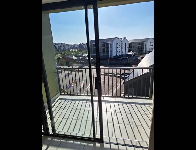 2 bed property to rent in SAVANNAH COUNTRY ESTATE