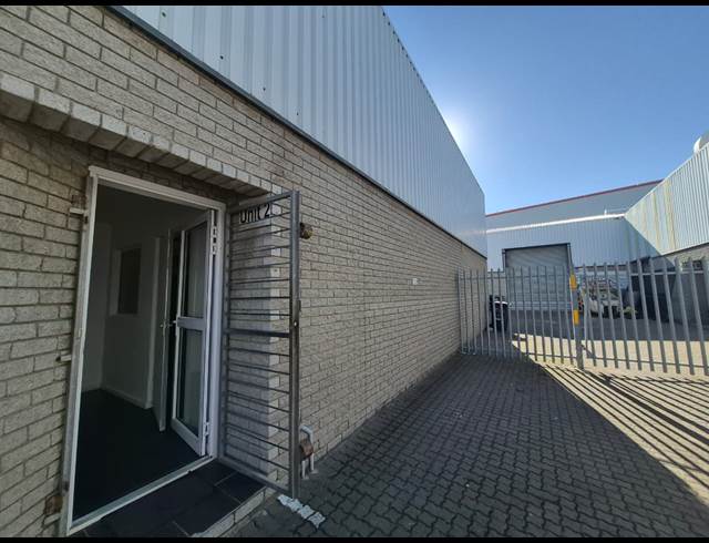 205M² WAREHOUSE TO LET IN EVERITE INDUSTRIA