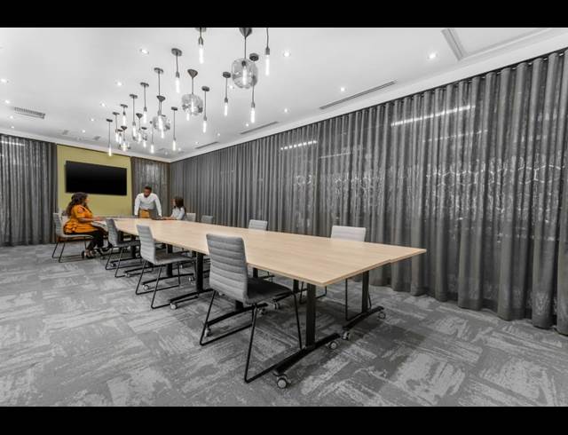 10M² OFFICE TO LET IN WATERFALL