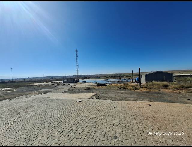 19,520M² INDUSTRIAL YARD TO LET IN RIVERSIDE