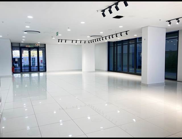 660M² RETAIL TO LET IN ILLOVO