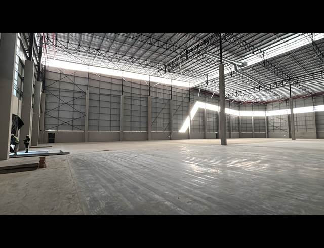 9,909M² WAREHOUSE TO LET IN JET PARK