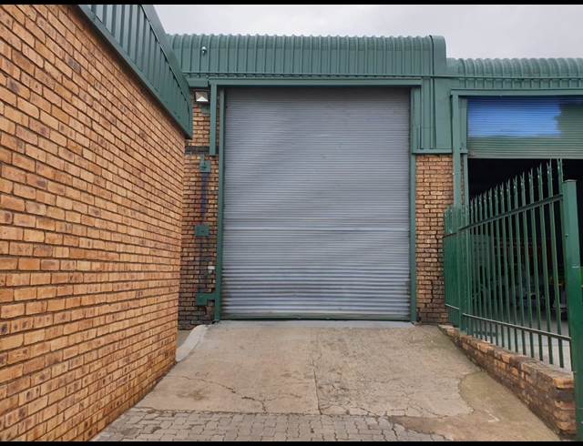 455M² WAREHOUSE RENTED IN WADEVILLE