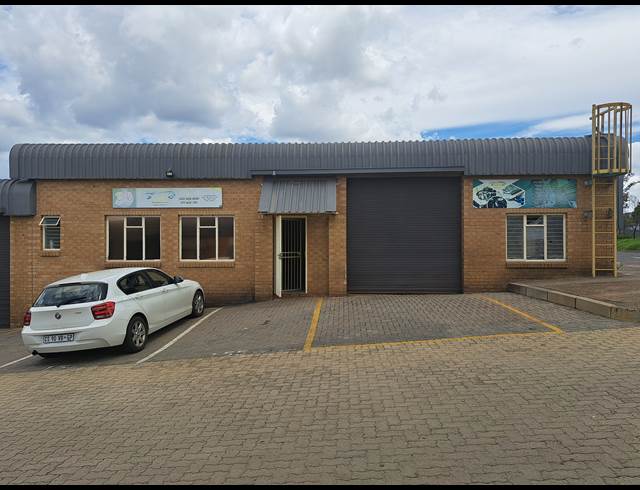 178M² FACTORY TO LET IN KYA SANDS