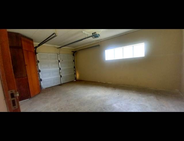 3 BEDROOM TOWNHOUSE TO LET IN IRENE PARK