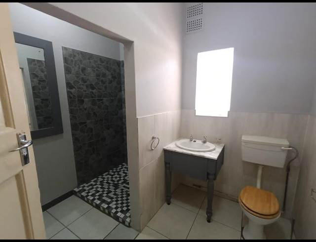 3 BEDROOM PROPERTY TO RENT IN CASSELDALE