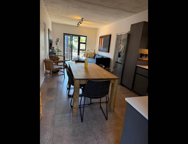 1 BEDROOM PROPERTY TO RENT IN HYDE PARK