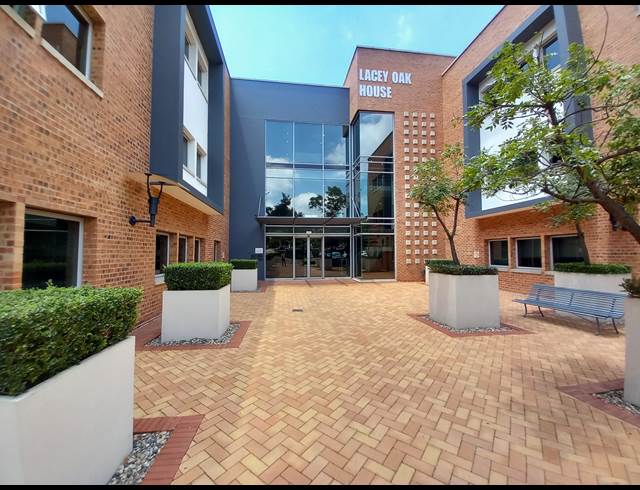 658M² OFFICE TO LET IN BRYANSTON