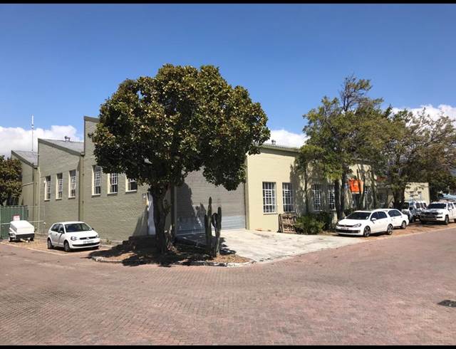 425M² WAREHOUSE RENTED IN MAITLAND