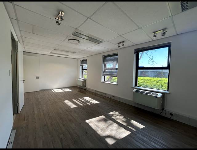 355M² BUILDING TO LET IN MOWBRAY