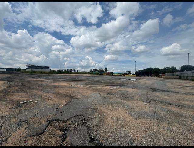 30,000M² VACANT LAND TO LET IN ALBERTON NORTH