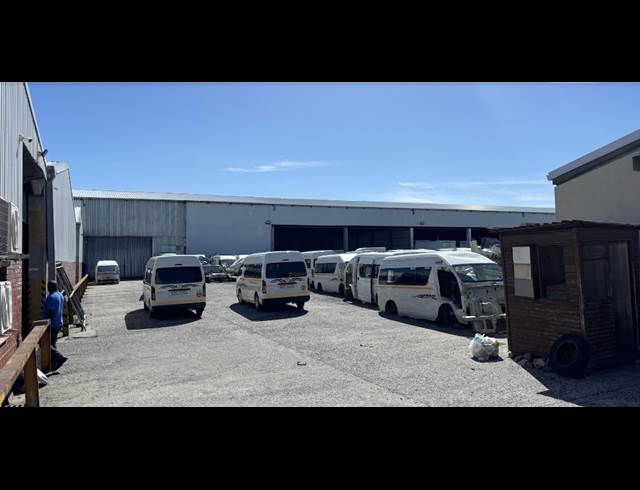 3,909M² WAREHOUSE TO LET IN EPPING INDUSTRIAL