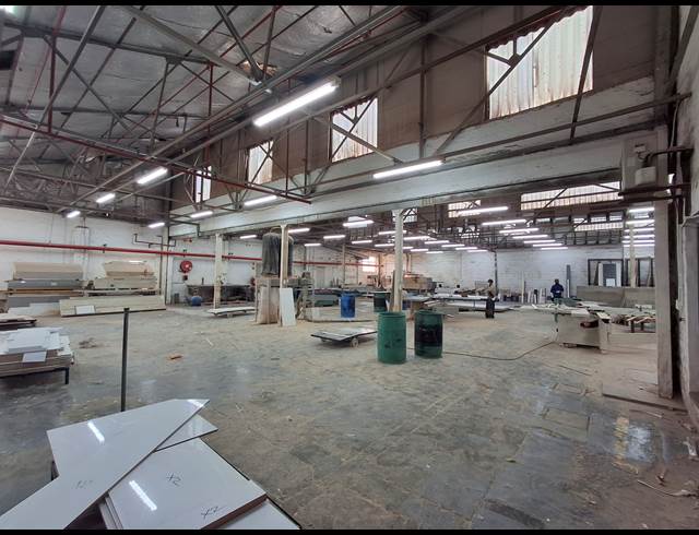 992M² WAREHOUSE TO LET IN CHISELHURST