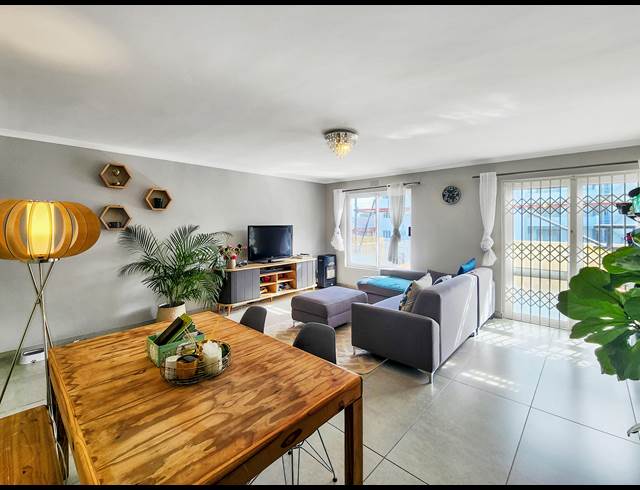 2 BEDROOM APARTMENT RENTED IN FRESNAYE
