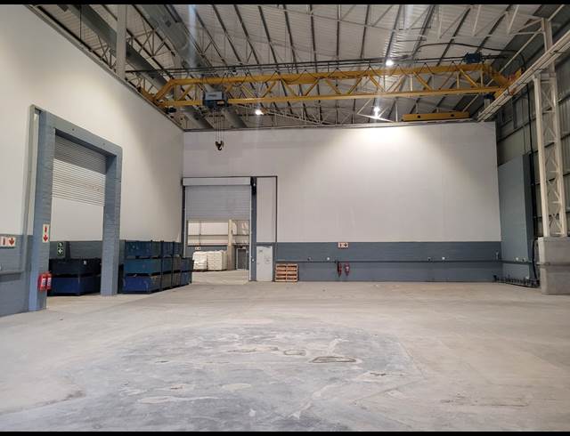1,895M² WAREHOUSE TO LET IN BLACKHEATH INDUSTRIAL