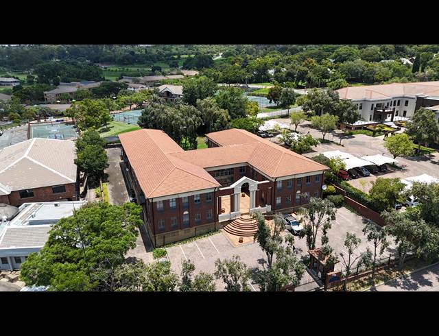 1,850M² OFFICE TO LET IN BRYANSTON