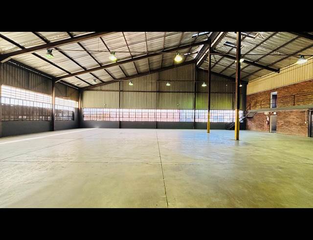 710M² WAREHOUSE TO LET IN ROBERTVILLE