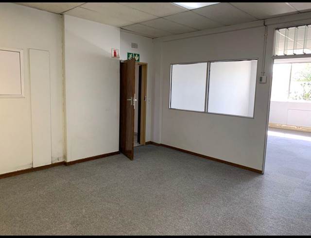 255M² OFFICE TO LET IN STRIJDOMPARK
