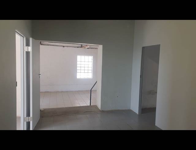 333M² FACTORY TO LET IN SALT RIVER