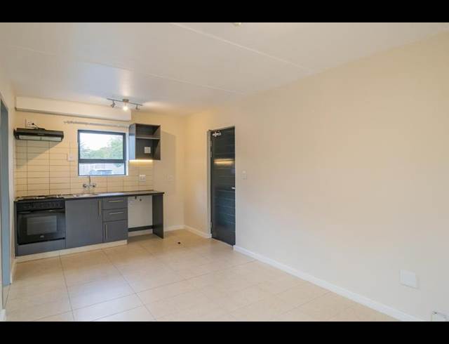 1 BEDROOM PROPERTY TO RENT IN DIEP RIVER