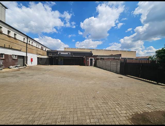 128M² MINI FACTORY TO LET IN PRETORIA WEST