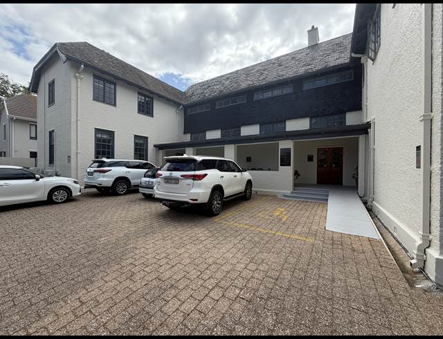 199M² OFFICE TO LET IN PAARDEVLEI