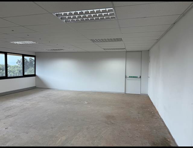 189.90M² OFFICE TO LET IN TYGER VALLEY