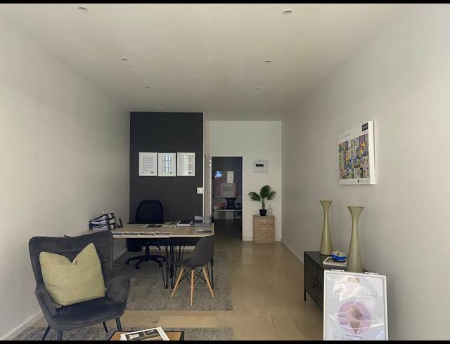 40M² RETAIL TO LET IN CAMPS BAY