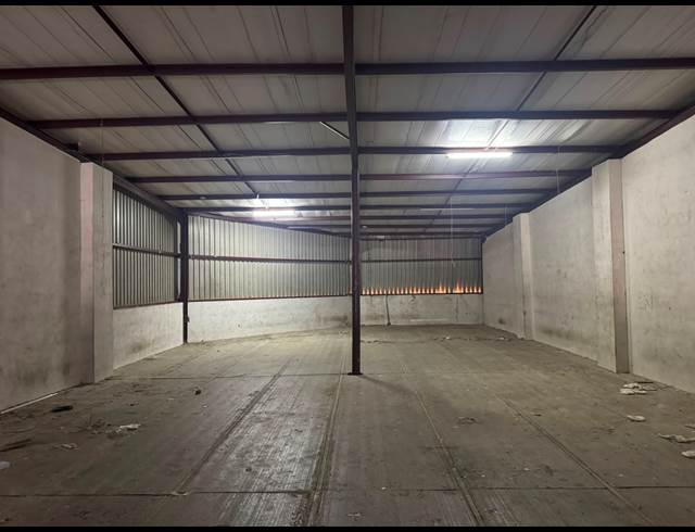 510M² WAREHOUSE TO LET IN CROWN