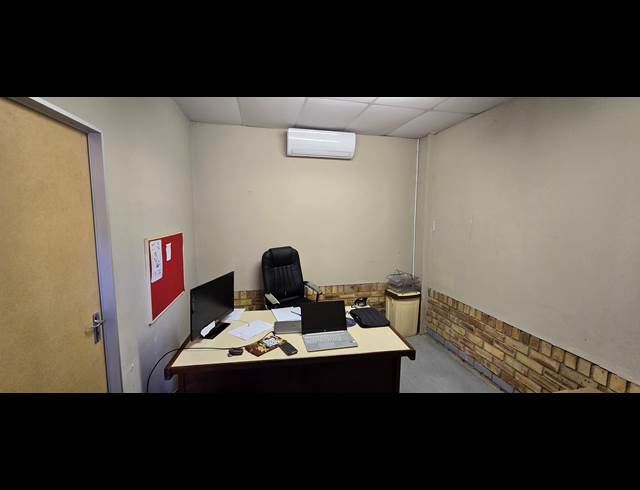 630M² WAREHOUSE TO LET IN MULDERSDRIFT