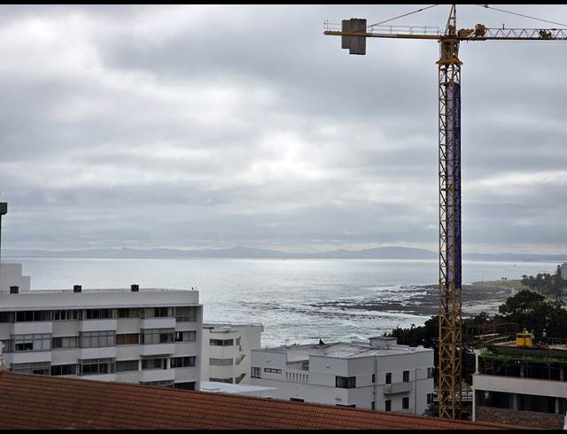 336M² OFFICE TO LET IN SEA POINT