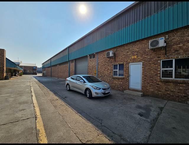496M² FACTORY TO LET IN BOKSBURG EAST