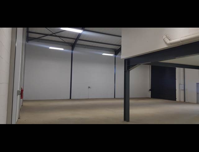 359M² WAREHOUSE TO LET IN RIVERGATE