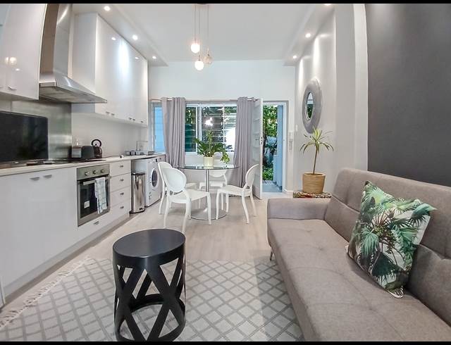 0.5 BEDROOM STUDIO APARTMENT RENTED IN THREE ANCHOR BAY