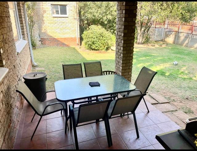 3 bed property to rent in NORKEM PARK