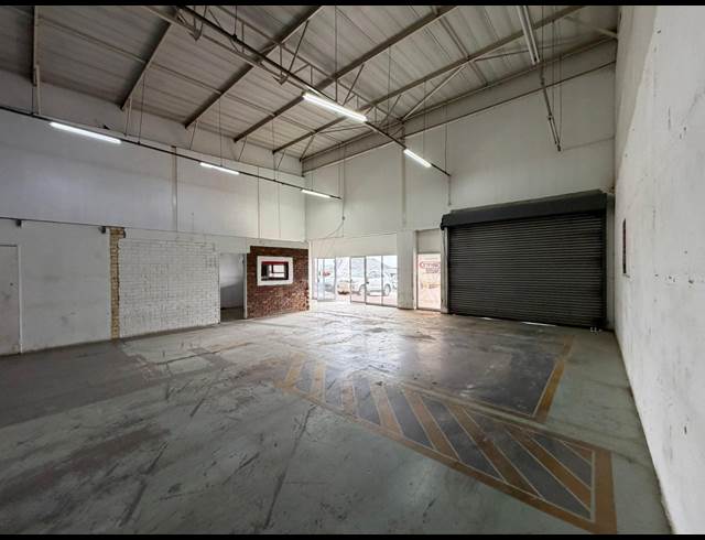 559M² WAREHOUSE TO LET IN HALFWAY HOUSE