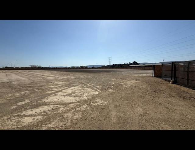 17,000M² INDUSTRIAL YARD TO LET IN KIRKNEY