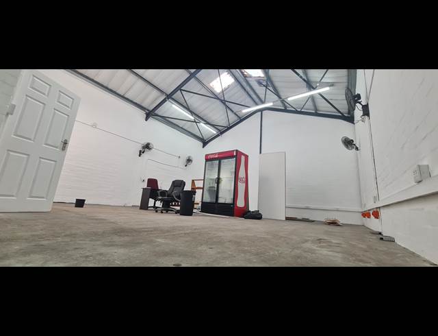 177M² FACTORY TO LET IN DIEP RIVER