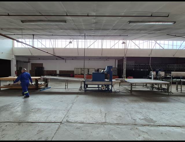 2,000M² WAREHOUSE TO LET IN BENROSE