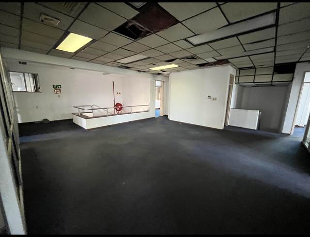 1,180M² WAREHOUSE TO LET IN EPPING INDUSTRIAL