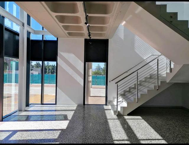 142M² OFFICE TO LET IN DURBANVILLE CENTRAL
