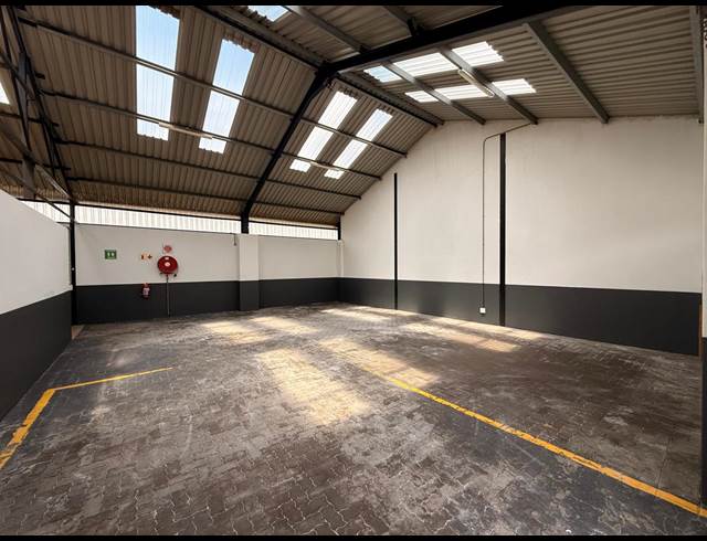 167M² WAREHOUSE TO LET IN BENONI SOUTH