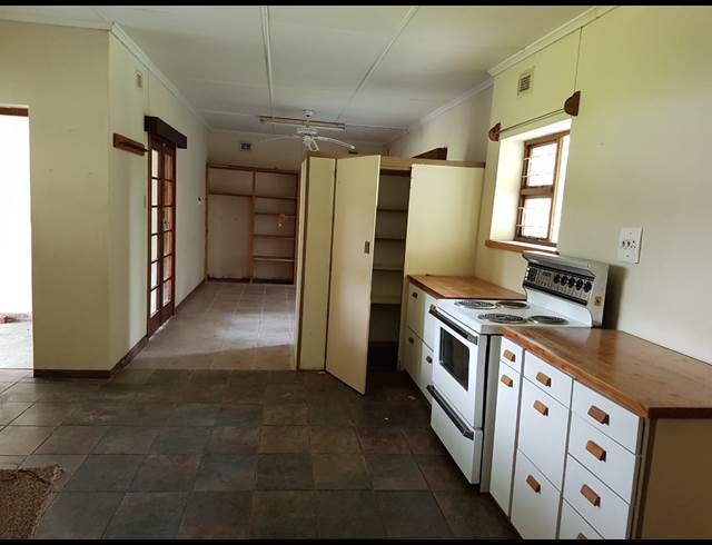 3 BEDROOM PROPERTY TO RENT IN ESHOWE
