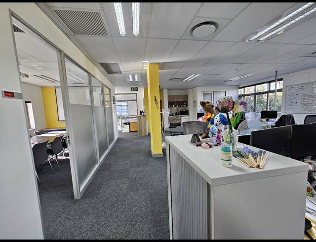 260M² OFFICE TO LET IN CENTURY CITY