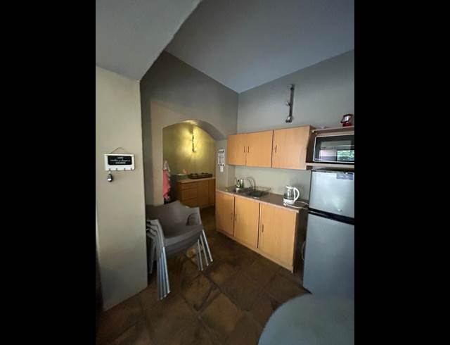1 BEDROOM FLAT TO LET IN SCHOEMANSVILLE