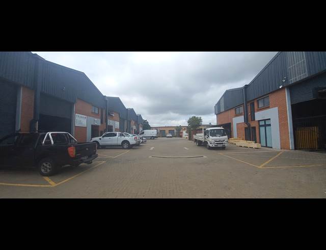191.20M² MINI FACTORY TO LET IN LASER PARK