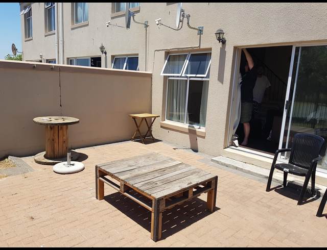3 bed property to rent in KLEINBRON PARK