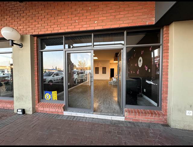 79M² RETAIL TO LET IN REYNO RIDGE